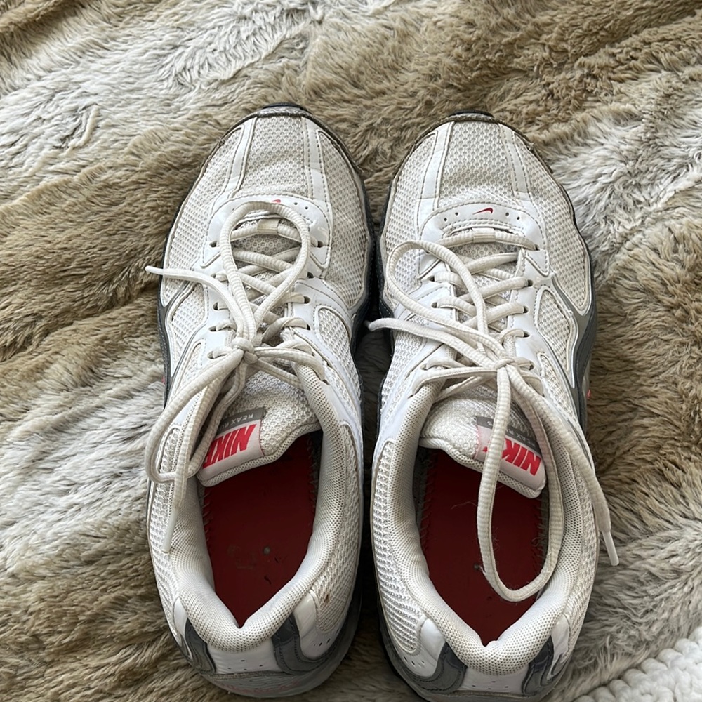 Nike sneakers-running-used